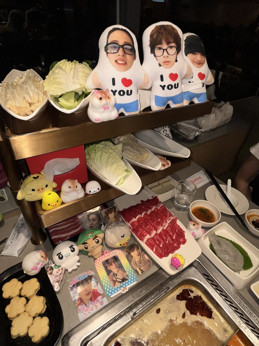 l1ungv3's tweet photo. 졸귀졸기 https://t.co/hgDmQmuvTc