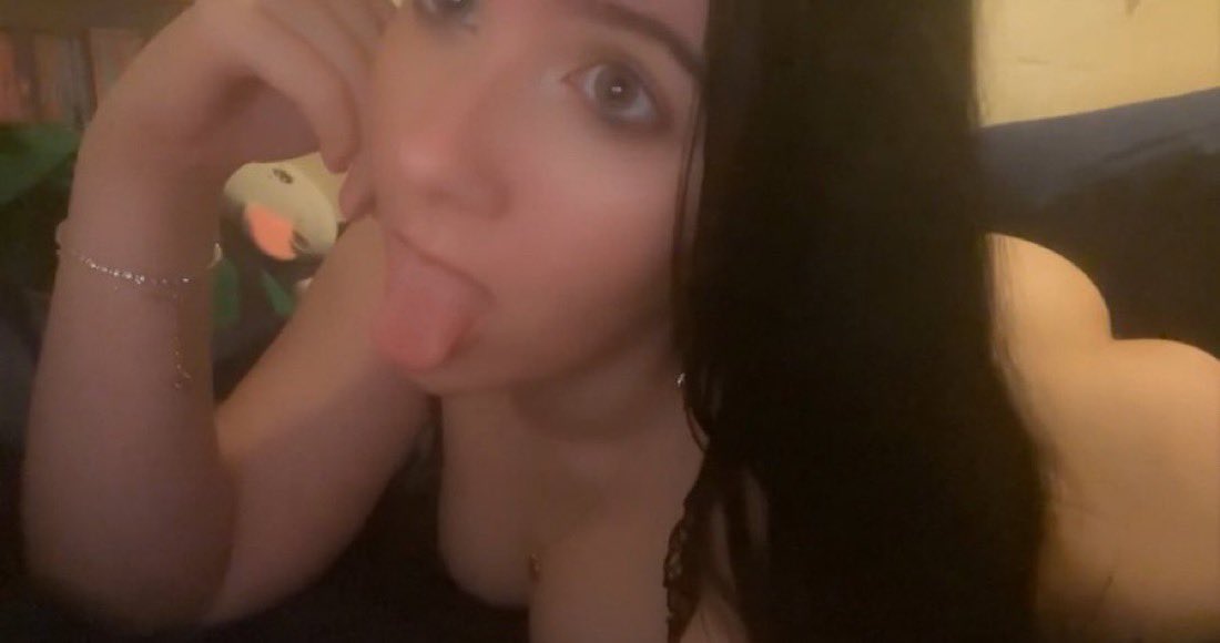 secret_6793's tweet photo. Selling content all day dm me #buyingcontent https://t.co/sBgHEiUlGo