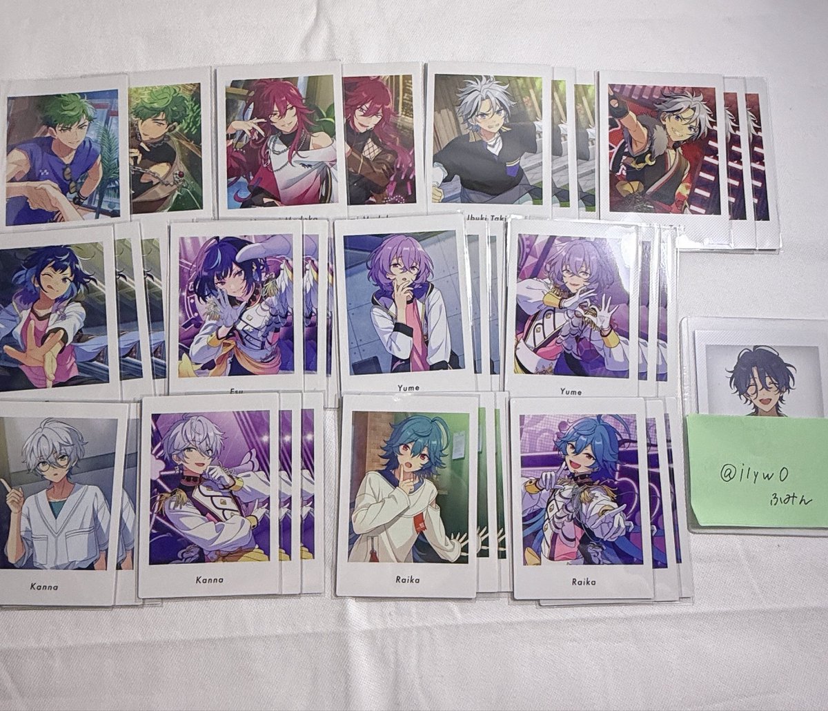 ilyw0's tweet photo. 【交換】あんスタ ぱしゃっつdebut collection 2 デビュー コレクション2

譲 画像参照(ジュイス、望見各1、維吹、エス、カンナ、ユメ、ライカ各3)

求 チトセ

⟡各開花前⇔開花後の交換。
⟡郵送交換のみ。
お気軽にお声掛けください。 https://t.co/jStprlf58w