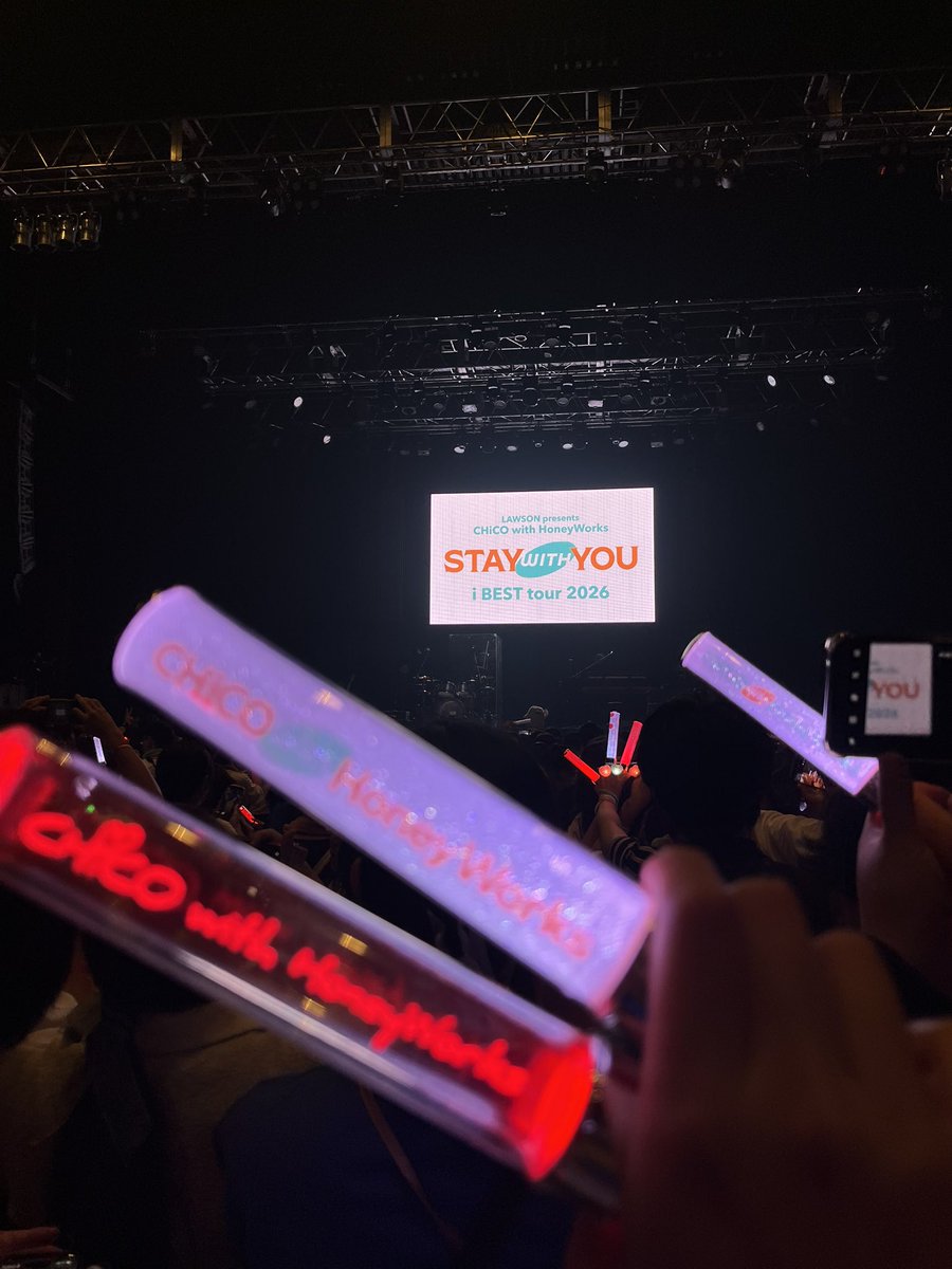 valerievong95's tweet photo. 8.23 Zepp Nagoya🧡💚
ツアーファイナル!!最高の夏でした!!!
ツアー終わったのは寂しいけど、最後にお知らせがいっぱいで、めっちゃ楽しみにしてます💕💕 お財布をすっからかんにする準備はできてるよ💪🏻💪🏻
#チコハニ_iBESTtour
#STAYWITHYOU
#iBESTtour2026
#チコハニ
#CHiCOログ
#CHiCOちゃんといっしょ