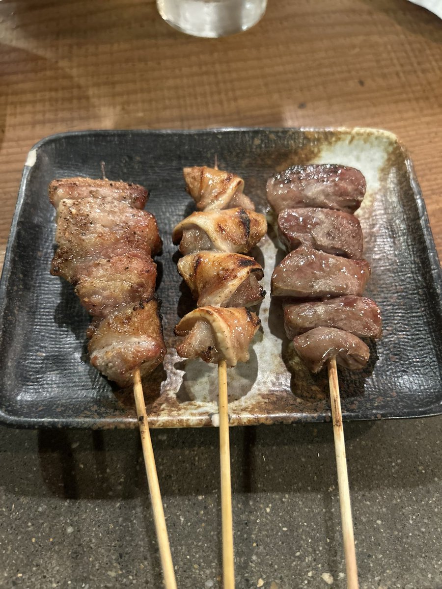 nahcemok's tweet photo. これは素晴らしいお店ですね

さすが裏天...

友人来阪時の歓待のお店に加えます https://t.co/6oR9W4KQph