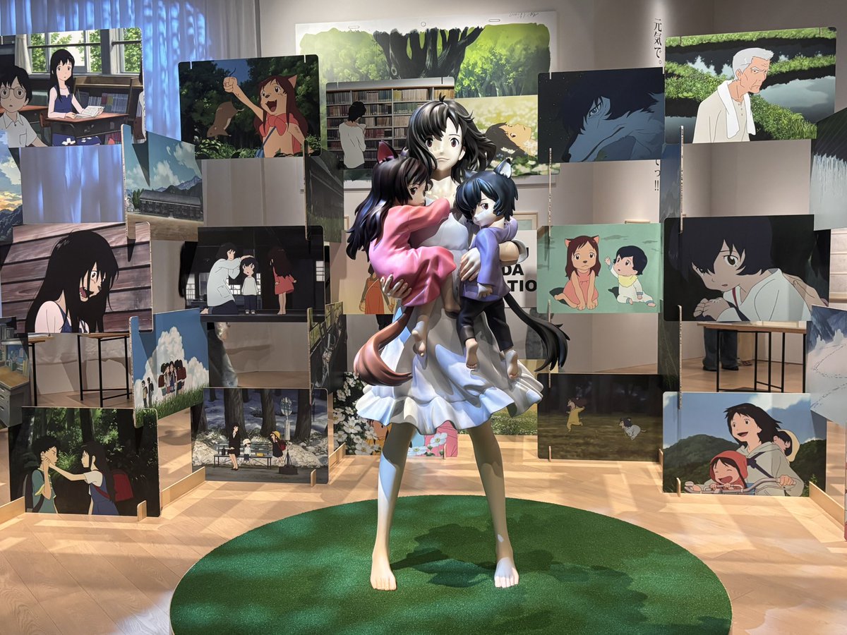 llhik2's tweet photo. この前星田守展行ってきた https://t.co/W62IQdyPua