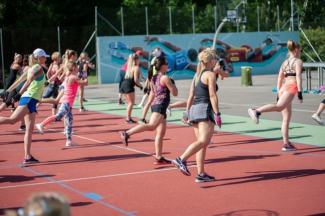 VitaLiving1's tweet photo. Exercise For Healthy Heart

Participating in aerobic exercise is essential for good health and well being. Learn how it can help to greatly increase your heart health and help reduce the risk of heart disease. #heart #aerobics #excercise #VitaLiving1
https://t.co/HpIiPhKDTf https://t.co/XEsKuEedb4