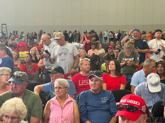 ImBreckWorsham's tweet photo. The current state of MAGA. https://t.co/BkLCPQcYvX