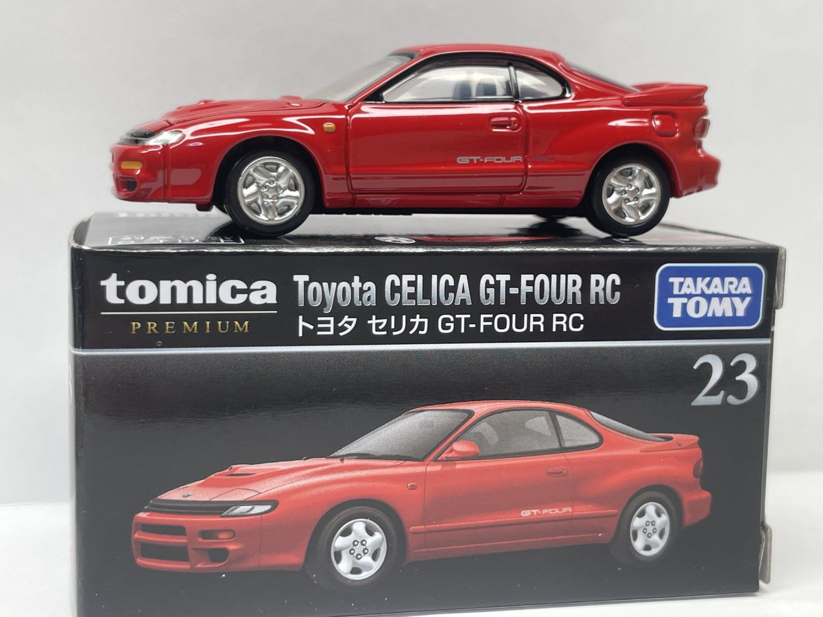 Atsuagetofuhan's tweet photo. 5代目、ST185型セリカ GT-FOUR RCのトミカプレミアムです。
この「GT-FOUR RC」は1991年9月にWRC、世界ラリー選手権へのホモロゲとして5000台生産されたモデルのようです。
#トミカ #トミカプレミアム #ミニカー #トヨタ #セリカ #GT_FOUR #GTFOUR #ST185 #ホモロゲーション #ホモロゲ https://t.co/LQQqIgcE3E