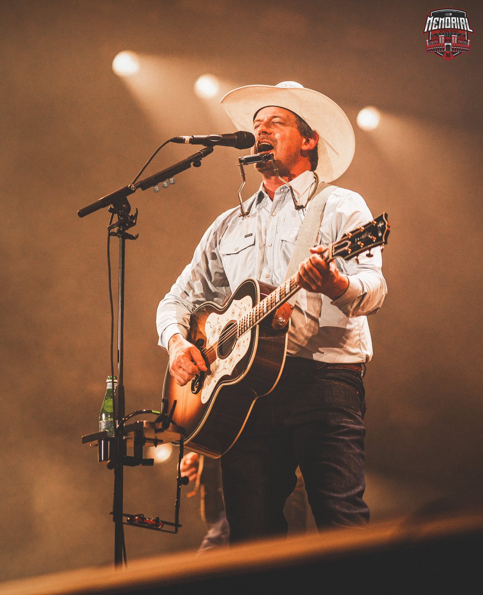 Huskers's tweet photo. Turned it up with the troubadours 🤠 https://t.co/iYMBnPqNkn