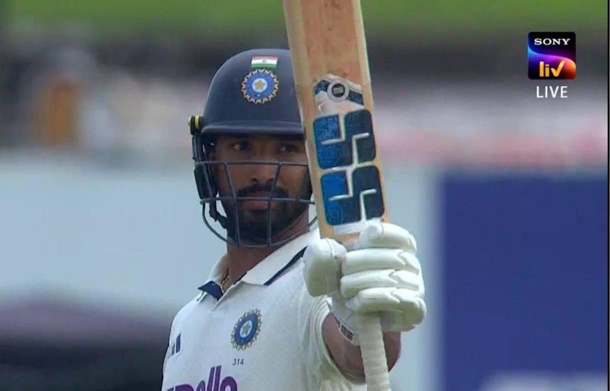 grid_to_frame's tweet photo. I guess Devdutt Padikkal has now sercured no. 3 spot for India in tests... ✨
Back to Back tons... 💯
Future big thing for India for sure... 🙌🏻
#TeamIndia #DevduttPadikkal #INDvsBAN https://t.co/ymRQHYESIR