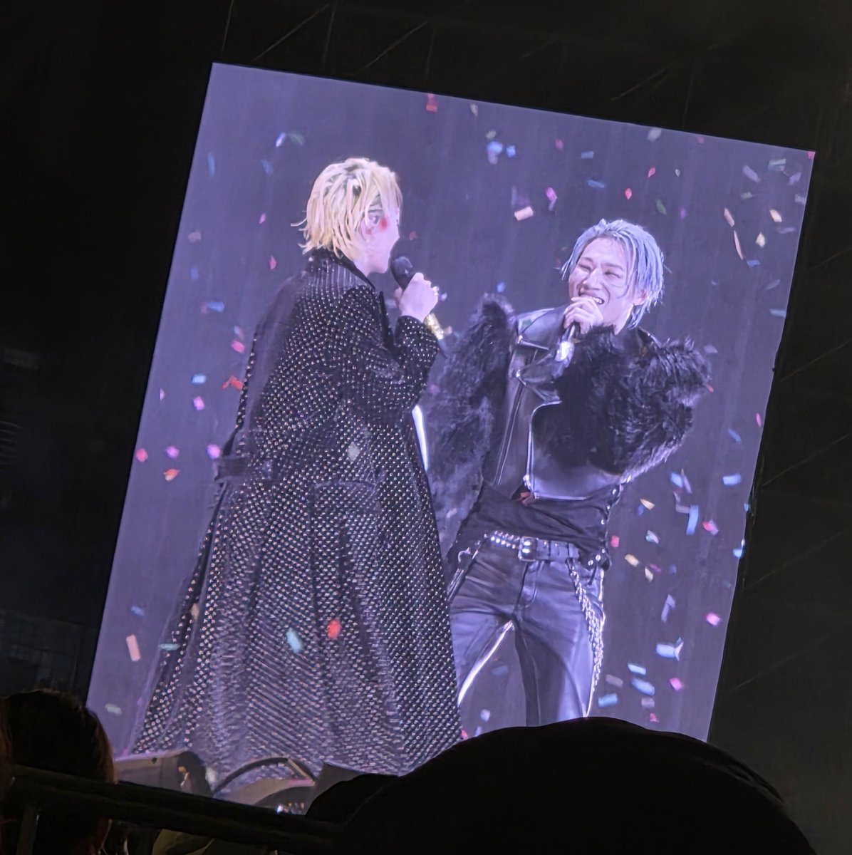 kdck_is_'s tweet photo. ν볡ν μ§λ νμΈμ π» #gdae https://t.co/E47sMv4e03