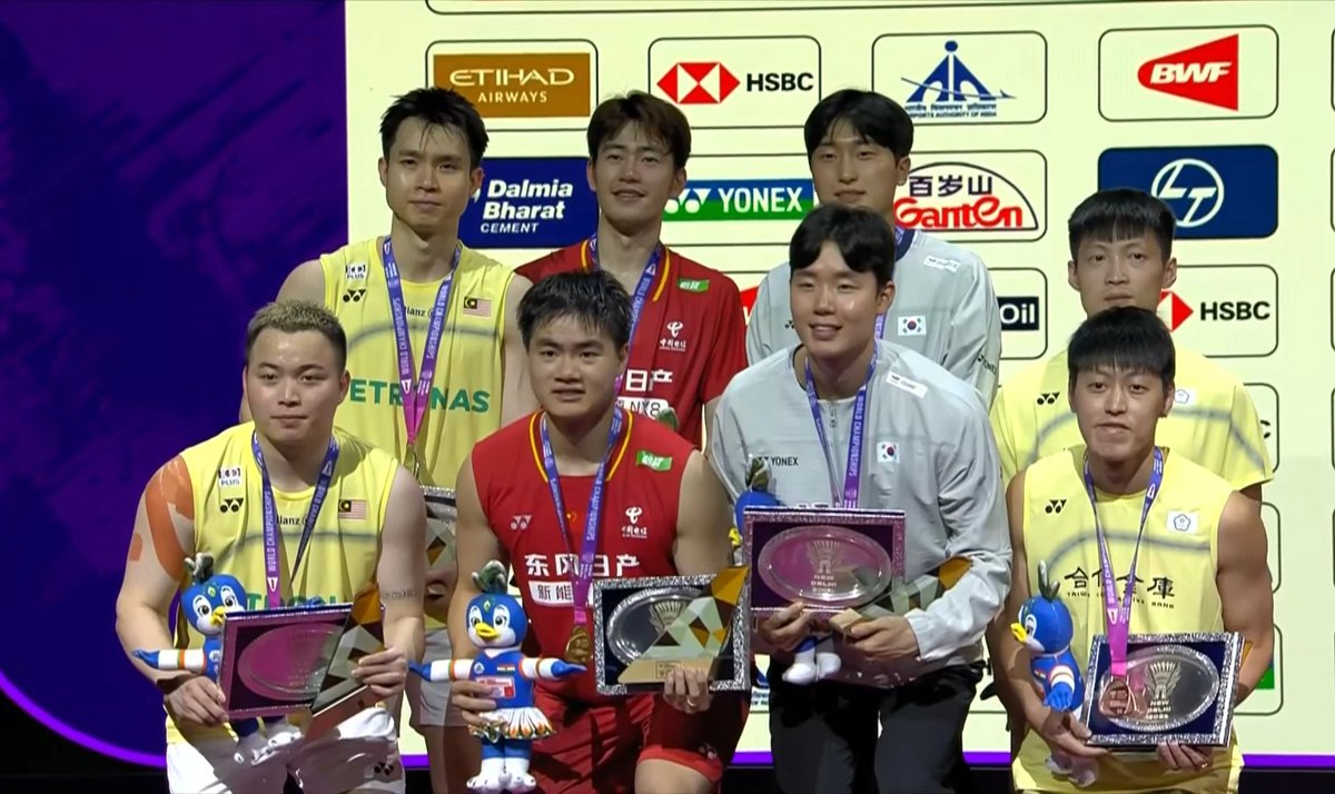 ShuttleHard's tweet photo. Pencapaian 🇲🇾 Aaron Chia & Soh Wooi Yik dalam kejohanan individu sepanjang kerjaya: 

Olympic Games
🥉 2024 Paris
🥉 2020 Tokyo

World Championships
🥇 2022 Tokyo
🥈 2026 New Delhi 🆕
🥉 2023 Copenhagen 

Asian Games
🥉 2022 Hangzhou

Asian Championships
🥇 2025 Ningbo
🥈 2022 Manila
🥉 2024 Ningbo 

Commonwealth Games
🥉 2022 Birmingham 

SEA Games
🥇 2019 Manila 
🥈 2025 Thailand 

BWF World Tour
🥇 2025 Singapore Open (S750)
🥇 2023 Denmark Open (S750)
🥇 2025 Thailand Open (S500)
🥇 2024 Korea Masters (S300)
🥈 2026 All England Open (S1000)
🥈 2026 Malaysia Open (S1000)
🥈 2025 China Open (S1000)
🥈 2024 All England Open (S1000)
🥈 2023 China Open (S1000)
🥈 2023 Indonesia Open (S1000)
🥈 2020(II) Thailand Open (S1000)
🥈 2019 All England Open (S1000)
🥈 2023 India Open (S750)
🥈 2025 Arctic Open (S500)
🥈 2025 Malaysia Masters (S500)
🥈 2018 SaarLorLux Open (S100)

#BadmintonMalaysia 
#UNBRKBL 
#ShuttleHard