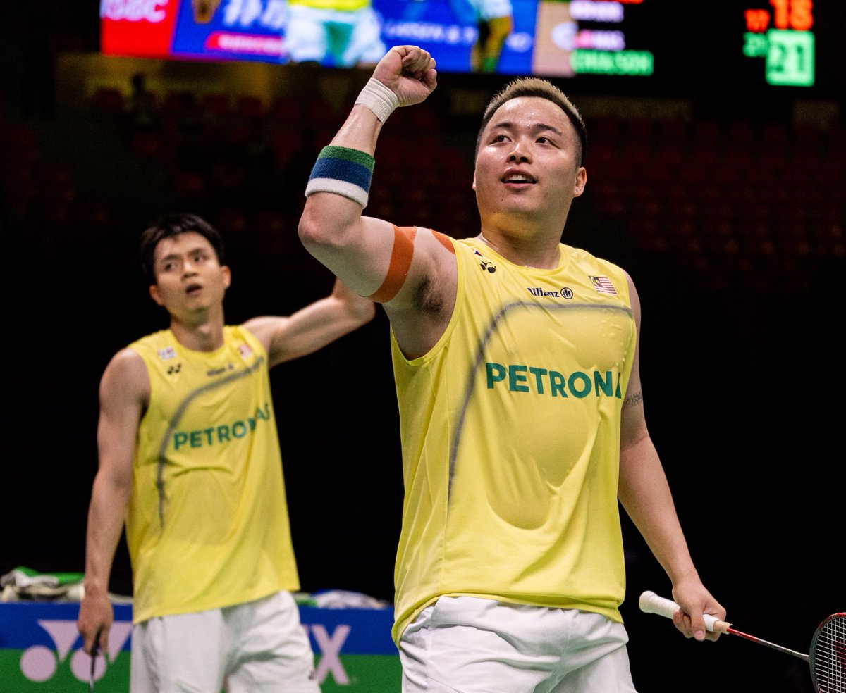 craigansibin's tweet photo. Aaron Chia & Soh Wooi Yik
Career achievements

(As of 23 August 2026)

Olympic Games
🥉 2024 Paris
🥉 2020 Tokyo

Asian Games
🥉 2022 Hangzhou

World Championships
🥇 2022 Tokyo
🥈 2026 New Delhi 🆕
🥉 2023 Copenhagen

Asian Championships
🥇 2025 Ningbo
🥈 2022 Manila
🥉 2024 Ningbo

BWF World Tour
🥇 2025 Singapore Open (Super 750)
🥇 2023 Denmark Open (Super 750)
🥇 2025 Thailand Open (Super 500)
🥇 2024 Korea Masters (Super 300)
🥈 2026 All England Open (Super 1000) 
🥈 2026 Malaysia Open (Super 1000)
🥈 2025 China Open (Super 1000)
🥈 2024 All England Open (Super 1000)
🥈 2023 China Open (Super 1000)
🥈 2023 Indonesia Open (Super 1000)
🥈 2020 Thailand Open (Super 1000)
🥈 2019 All England Open (Super 1000)
🥈 2023 India Open (Super 750)
🥈 2025 Arctic Open (Super 500)
🥈 2025 Malaysia Masters (Super 500)

BWF Tour
🥈 2018 SaarLorLux Open (Super 100)

BWF International Challenge/Series
🥈 2018 Malaysia International
🥈 2018 Vietnam International
🥈 2017 India International
🥈 2016 Swiss International

Commonwealth Games
🥇 2022 Birmingham (Mixed Team)
🥉 2022 Birmingham (Men's Doubles)

SEA Games
🥇 2019 Manila (Men's Doubles)
🥈 2025 Thailand (Men's Doubles)
🥈 2025 Thailand (Men's Team)
🥈 2019 Manila (Men's Team)

Thomas Cup
(World Men's Team Championship)
🥉 2024 Chengdu

Sudirman Cup
(World Mixed Team Championship)
🥉 2023 Suzhou
🥉 2021 Vantaa

Asian Team Championships
🥇 2022 Selangor (Men's Team)
🥈 2024 Selangor (Men's Team)
🥈 2020 Manila (Men's Team)

Anugerah Sukan Negara
(National Sports Award)
🏆 2024 National Sportsman Award
🏆 2022 National Sportsman Award
🏆 2021 Men's Team Award

@aaronchiatf24 @sohwooiyik 

#BadmintonMalaysia #BWFWorldChampionships #BWC2026 #NewDelhi2026 #BWFWorldChampionships2026