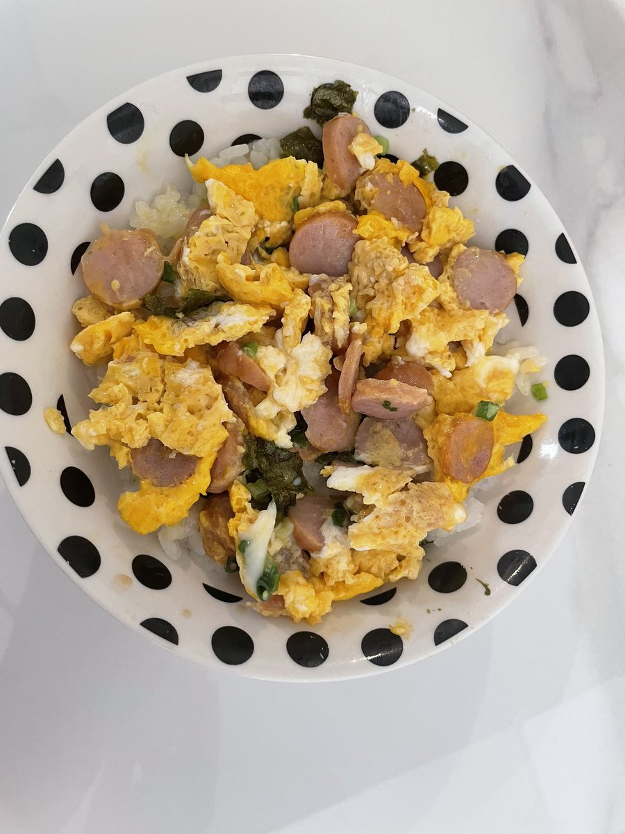 62pJc's tweet photo. 下の子が市販のものを拒絶する時に作るな��ちゃって丼 https://t.co/FHLZvVNt8X