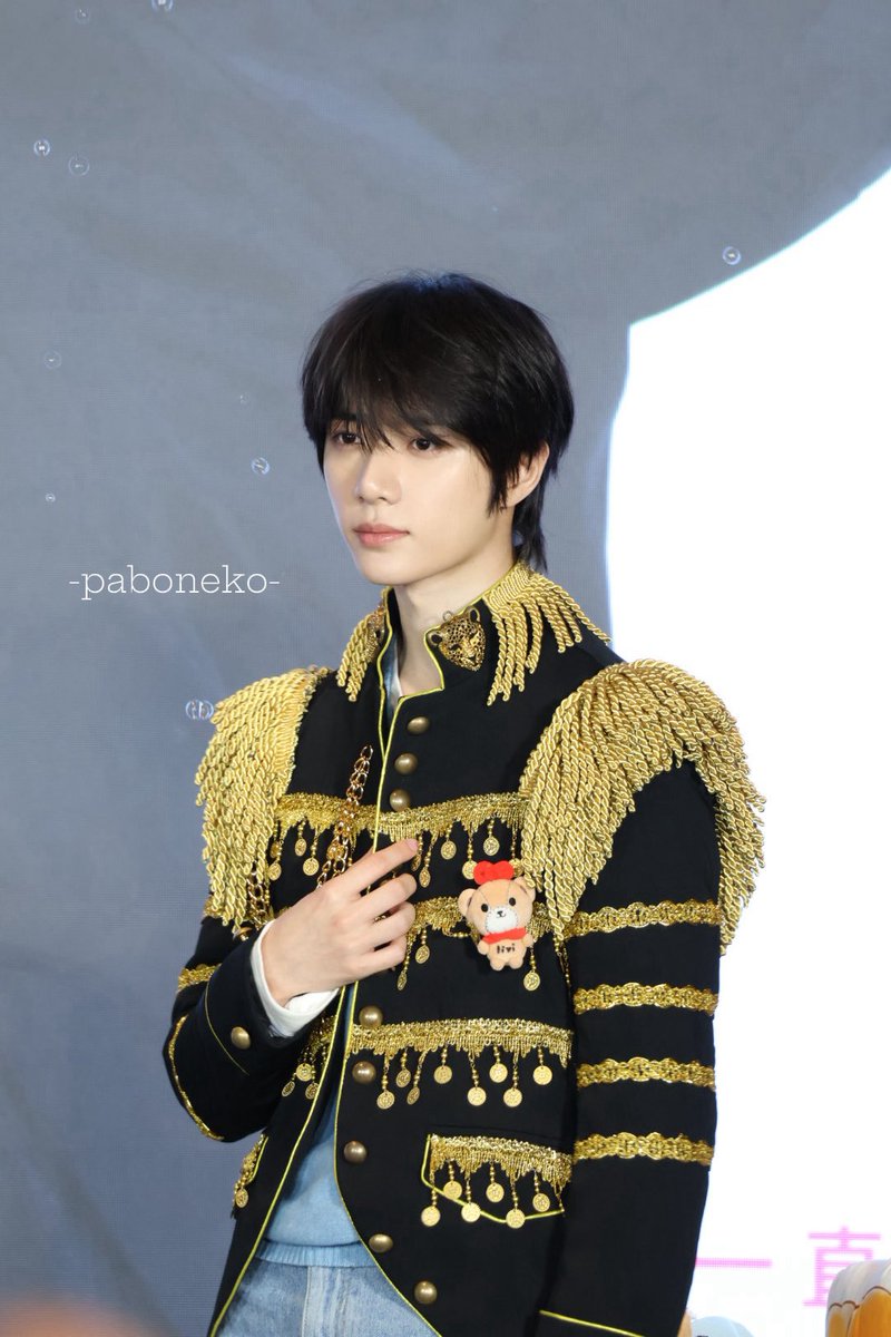 pabo_neko's tweet photo. 260823 prince👑
#TXT #투모로우바이투게더 #beomgyu  #범규 https://t.co/mRFSy4EzDC