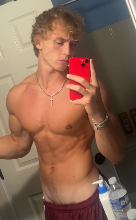 AmericanAlphas1's tweet photo. Pick your favorite teen alpha body
😈😈😈
@Graysavv 
@cashmasterdrake 
@MasterJames45 
@KingAureon https://t.co/w51FgUjh8p
