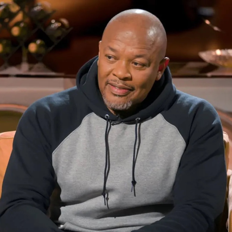 Kurrco's tweet photo. Dr. Dre says he’s begun using AI to make music:

“I think the only people that see it as a threat are the people who have trouble creating.”

“It’s a new tool for creativity. Some people are afraid of learning new things.”

(via Variety) https://t.co/9dS36pKEDf