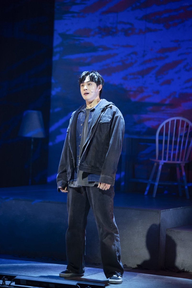 ch0c_p's tweet photo. 260822 19시 뮤지컬 <종의 기원>
스페셜 커튼콜 ‘그날’

한유진 #신은총 https://t.co/HblRZxzpeA