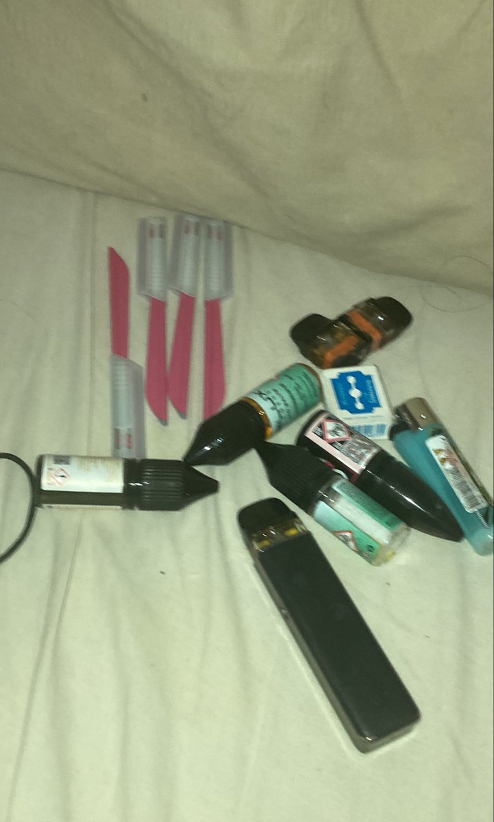 consofit's tweet photo. this is why im scared of my parents even entering my room https://t.co/LYannr3feZ