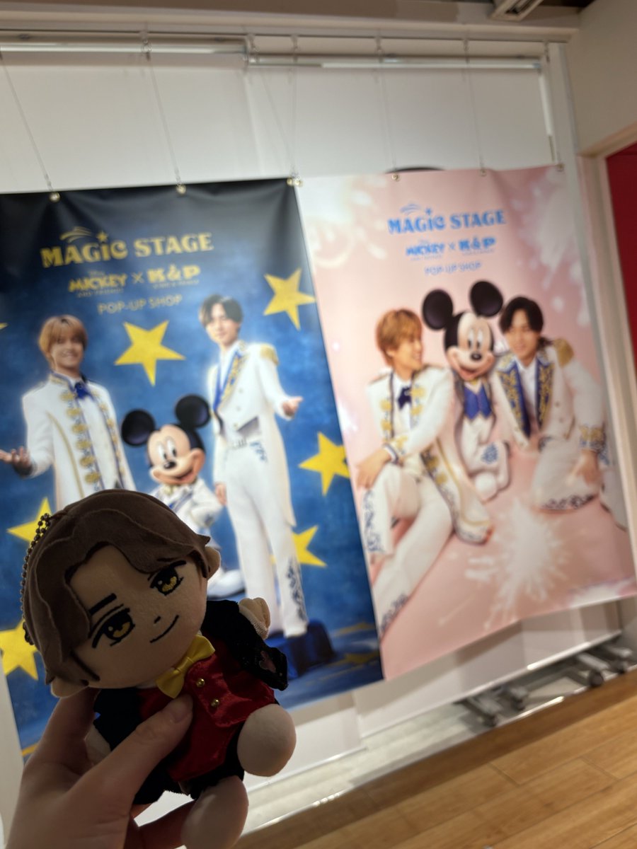 0403_kp_'s tweet photo. ミッキー×キンプリのポップアップ行ってきた🐭🏰
何買うか決めてなかったから、色々迷ってアクスタとミッキーのぬいぐるみはゲットできた🎀残念ながらカードケースは売り切れだった🥲 https://t.co/jTt1PSR9LC