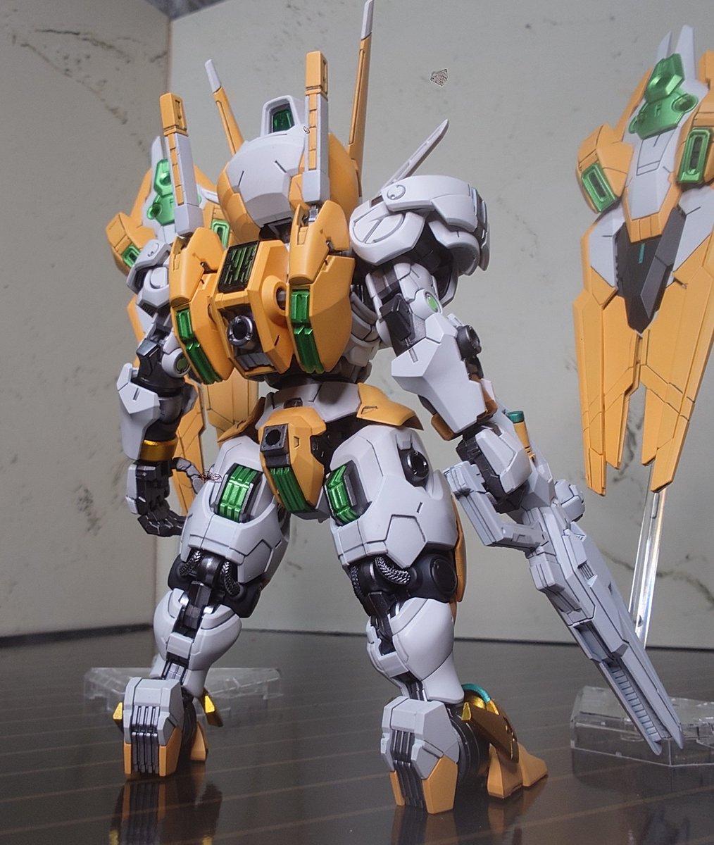 leoON2214's tweet photo. MGSDガンダムエアリアルを製作しました

カラーイメージはアンジュシリーズに登場する「セニア」というキャラクターです
シェルユニットとカメラアイは蛍光塗料でブラックライトに反応するように塗装しました

#ガンプラ 
#アンジュ・リリンク https://t.co/SUEpDQmjd6