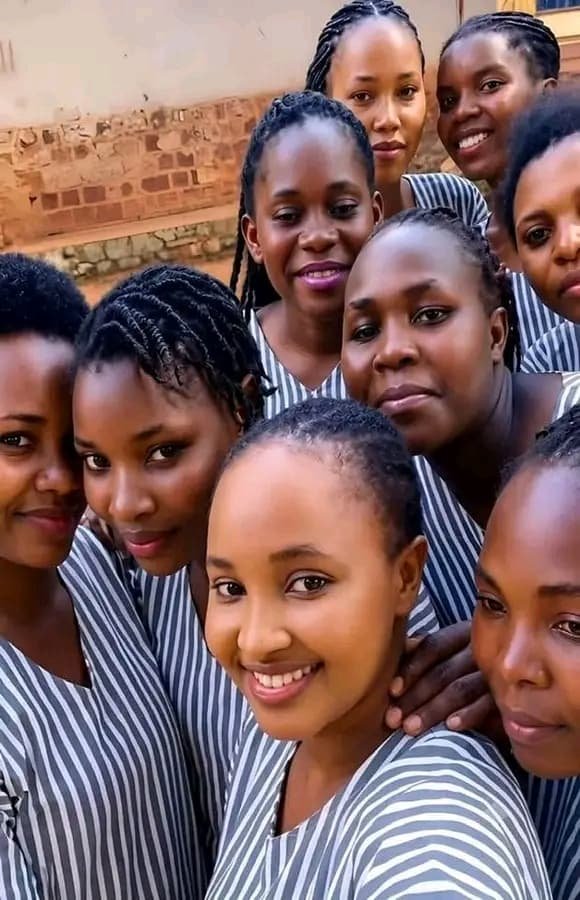 Kimathi_One's tweet photo. Ama mwenye akona mbavu yangu ako Jela?😭😂 https://t.co/mHUWocL7DV