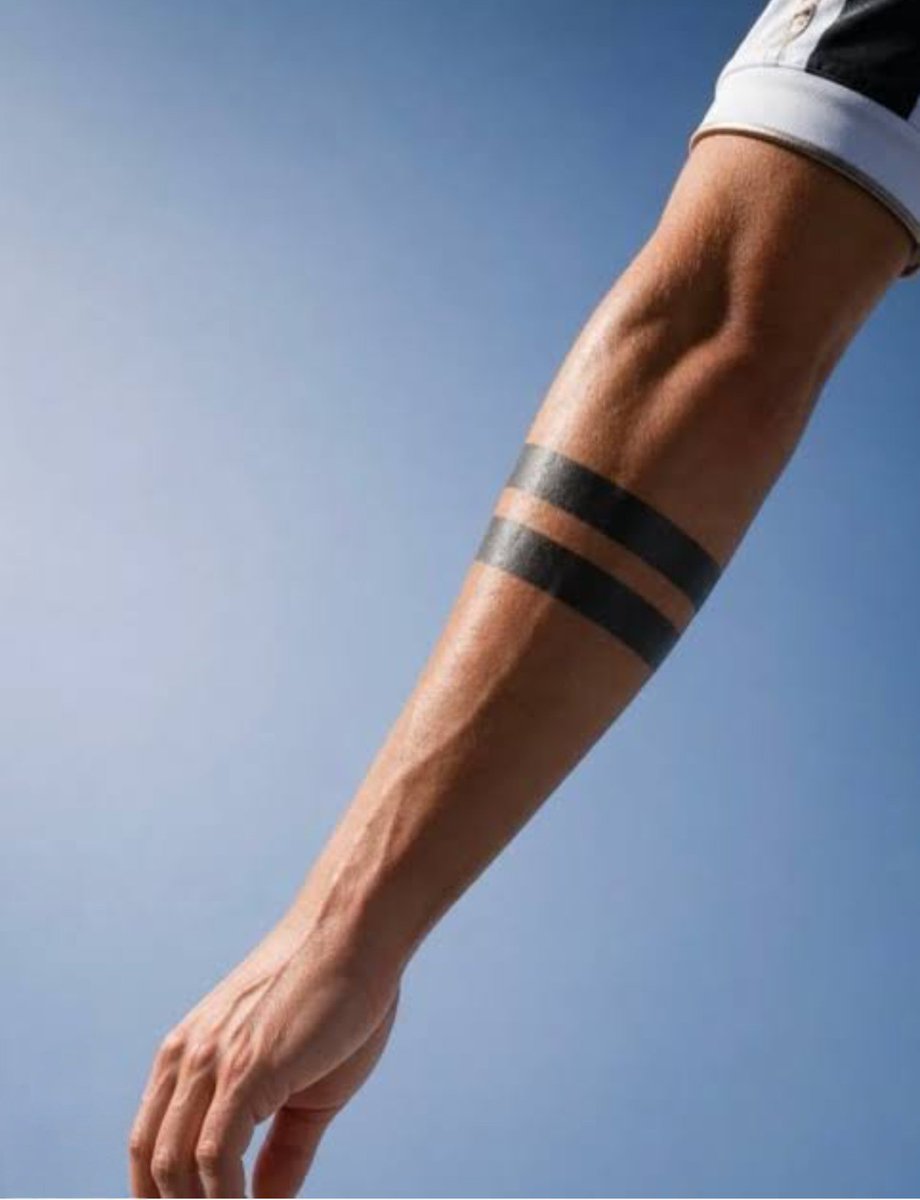 OfficeOfCRSY's tweet photo. Hey @grok, Can you explain it simply, what is the real meaning of these tattoos? https://t.co/Zbv0w184AV