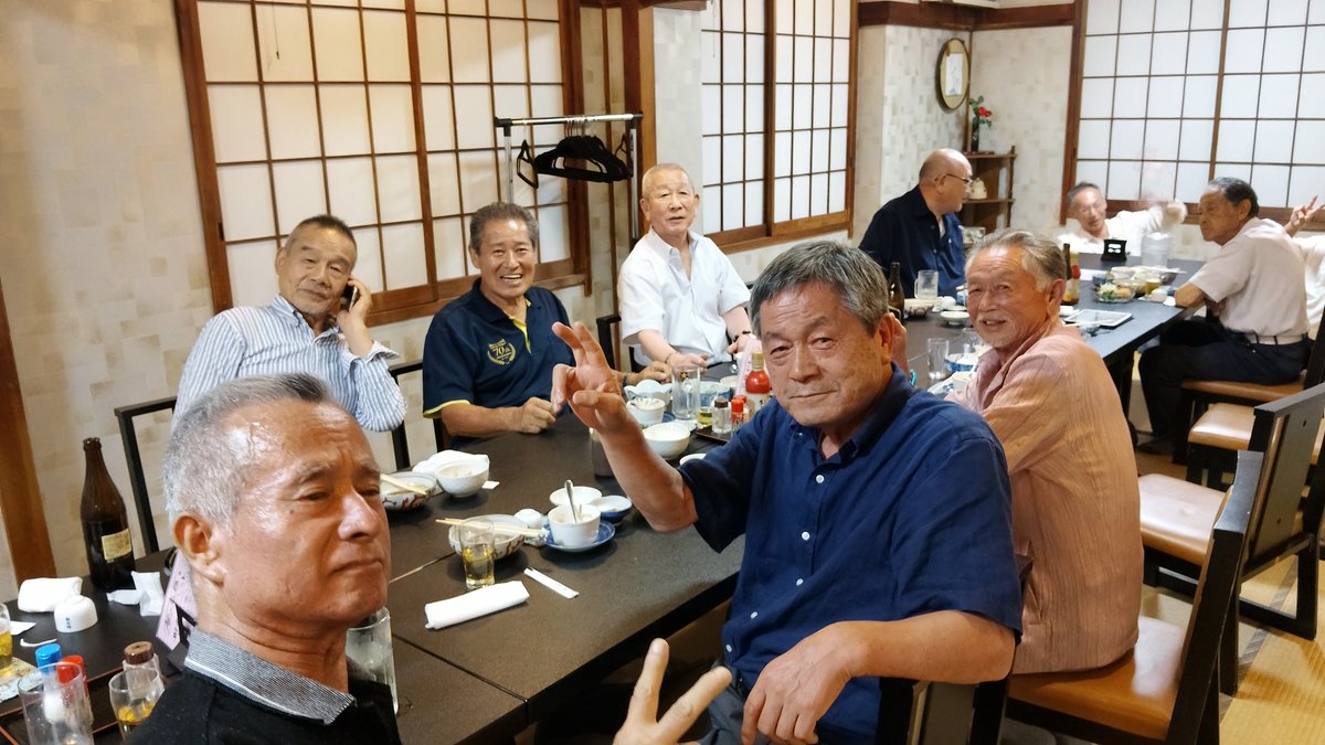 tsuchi1839's tweet photo. 8/22埼玉県特別研修会前日のＫ派遣講師を囲んでの打合せ会兼懇親会

#少林寺拳法 ＃基本動作 の #無料体験、#見学 が出来ます
ご一緒に、#蓮田道院 で心地良い汗を流しませんか
#入門者募集中
お気軽にお越し下さい
#護身術、#埼玉県、#蓮田市、＃伊奈町、＃東大宮、#岩槻、＃土呂、#楽しむ、＃武道。 https://t.co/Tyowjwf6tR