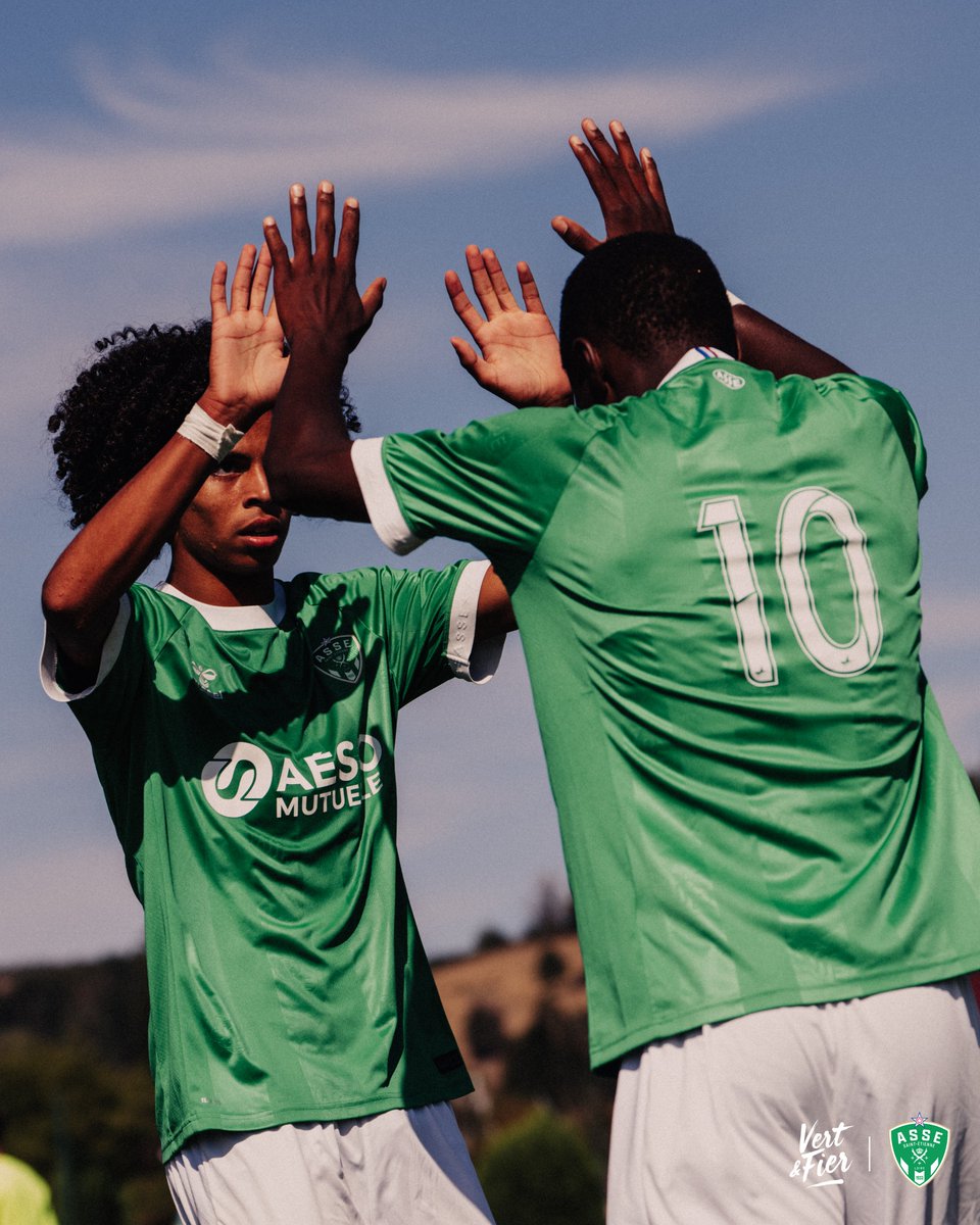 ASSEofficiel's tweet photo. ✌️ Saison bien lancée pour les #U17N de l’ASSE !

Les garçons de David Le Moal s’imposent finalement 4-1 face à Istres grâce à des buts signés Paolo Freychet, Isaak Seydi et un doublé de Fousseny Sidibé Kaloga ! 💚 https://t.co/ZneuIwSuAY