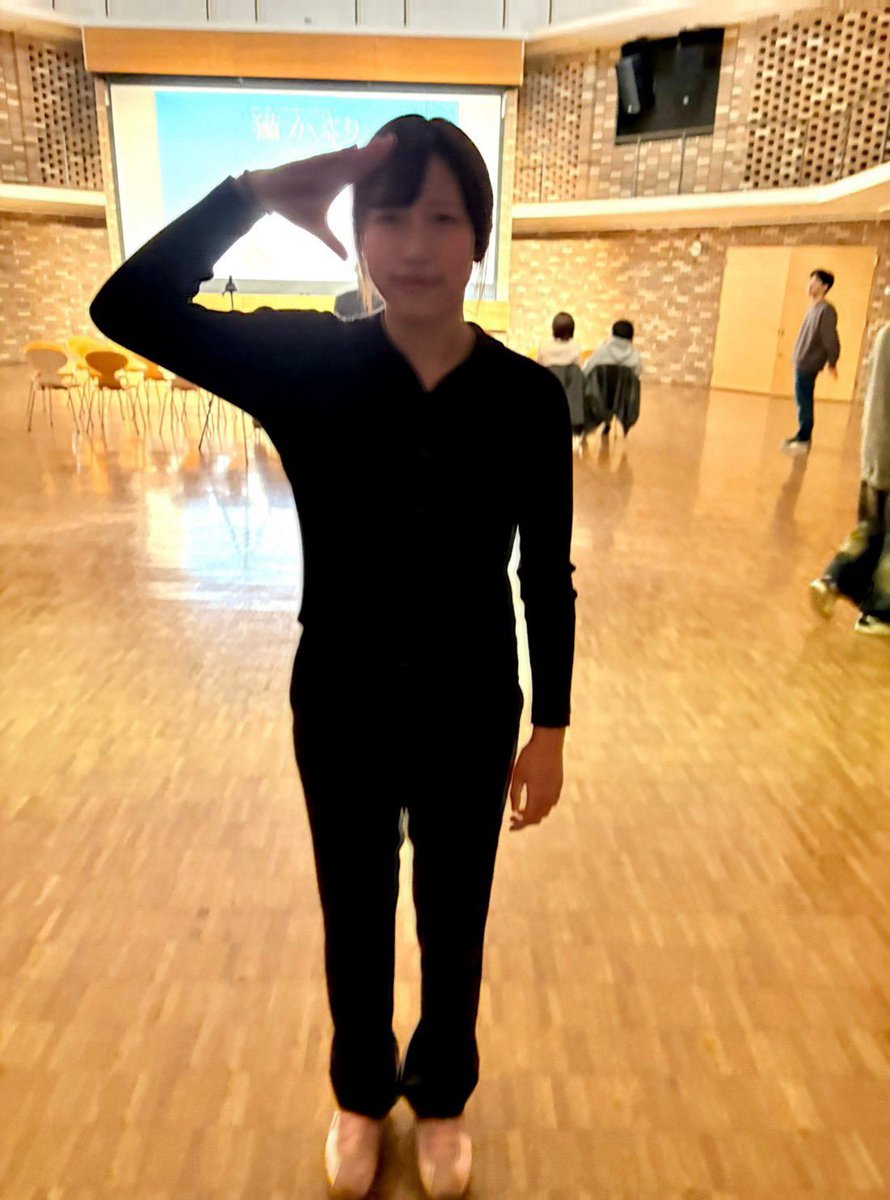 HOPE_LIVE35's tweet photo. 🗑演者紹介🗑

①ムエタイお姉さん
②明治学院大学落語研究会
③本免試験に一向に受からない https://t.co/QZvkX9DzIc