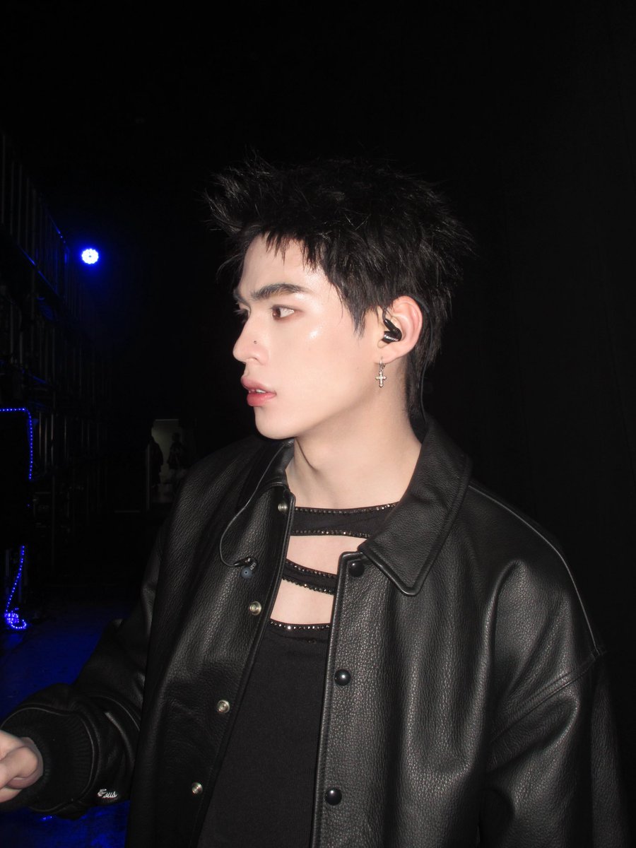peachperpuff's tweet photo. ไม่ใช่เบอร์ดี้แต่เป็นที่หนึ่งในใจพี่ 🐺💘 หล่อมาก ทั้งใจยังไงก้อนอร์ท ชัชพล 🥺 เก่งที่สุดง่ะ 🤲🏻 โตแย้วเป้นม๋าป่าแย้ว มิใช่ม๋าเด้กบ้อกแบ้กแย้ว https://t.co/nYHz2yXjzJ