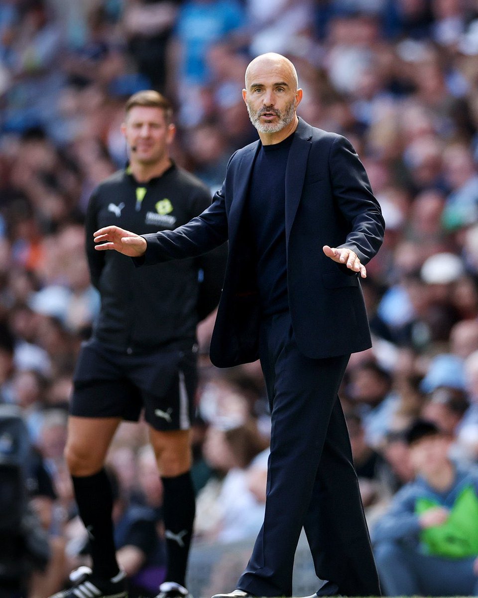 centregoals's tweet photo. 🚨🚨| Manchester City hand Bournemouth their 𝐅𝐈𝐑𝐒𝐓 Premier League defeat in 18 games, giving Enzo Maresca his first win. 👏✔️ https://t.co/HQTkbXPsyH