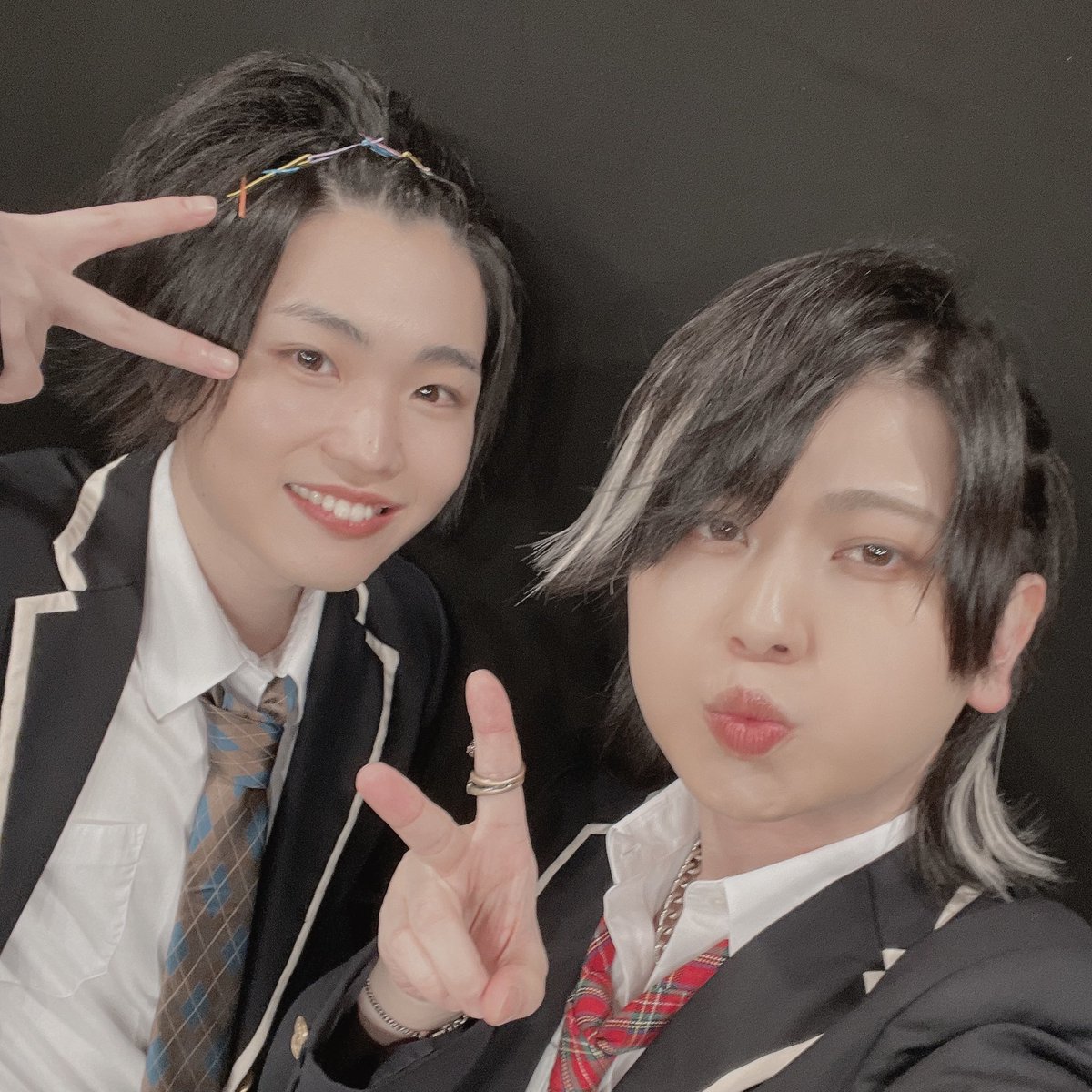 Hayato_Dojima's tweet photo. ご視聴いただいた皆さまありがとうございました。
楽しかったです！！！

平成でアミーゴな夜に、アミーゴをたくさん摂取させていただきました。
みんな素敵なアミーゴでした。
ナイスアミーゴ🧒🧒

ありがとうございました🏃‍➡️

#アミー合 https://t.co/IED18nFBng