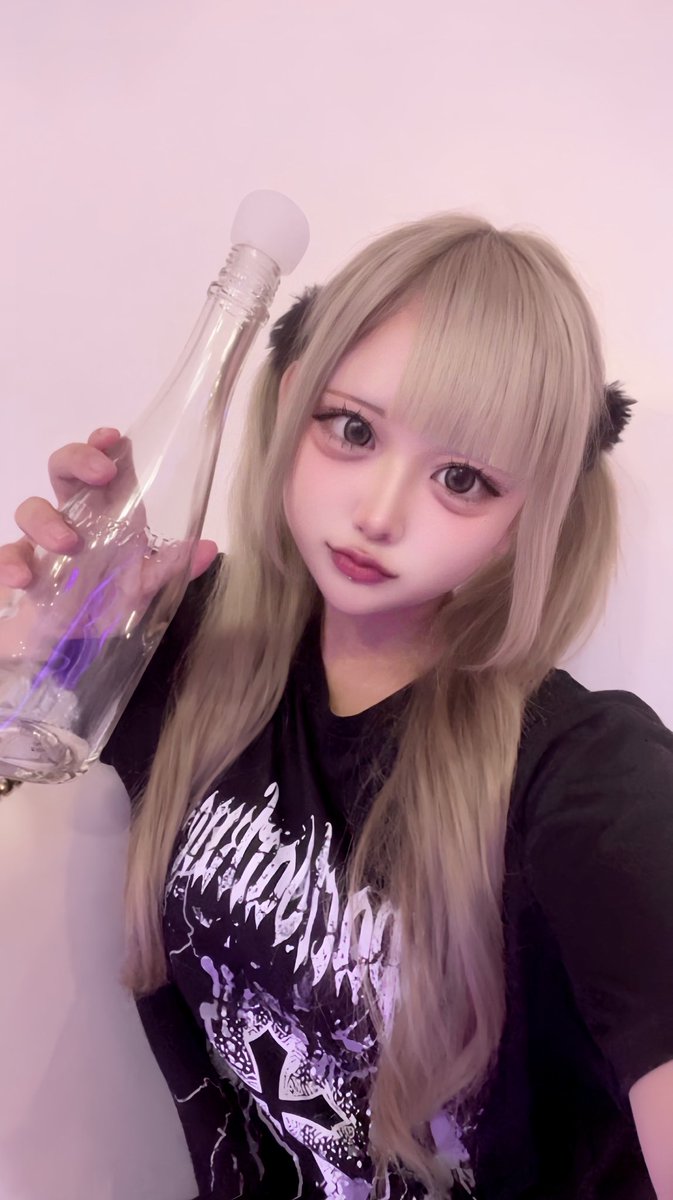 3rllvll's tweet photo. おきゅおわ𐅁𐀸𐋠𛰙᭜𖫲𖫳𖫴𖫰꛰ﯩᩝ︪᭜𖫴𖫳𖫲𖫰꛰ީᩝ𛰚
初め来てくれたご主人様途中で出る予定やったのに話すの楽しすぎて1時間いてくれたの嬉しかった😭♡感謝
2人組のごしゅさまもお話してて面白かった( ՞ ᴗ ̫ ᴗ՞)✨ぽんもありがとうございます🥂 急遽出勤やったのにいっぱいお話出来て満足🤩 https://t.co/oo1K58mzjw