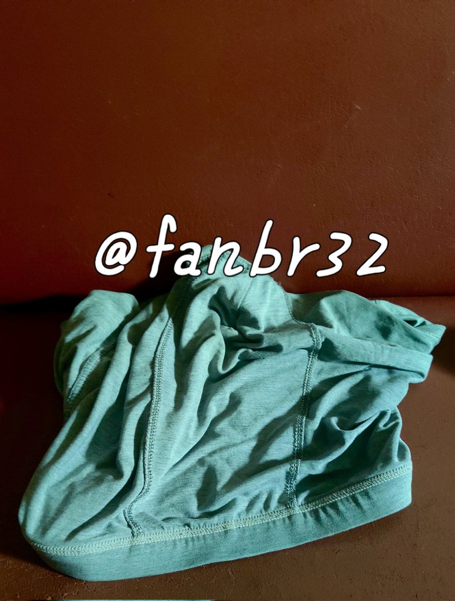 fanbr32's tweet photo. 打扫房间发现海军小哥��下的内裤，直男内裤好香 https://t.co/1tso0GST5m