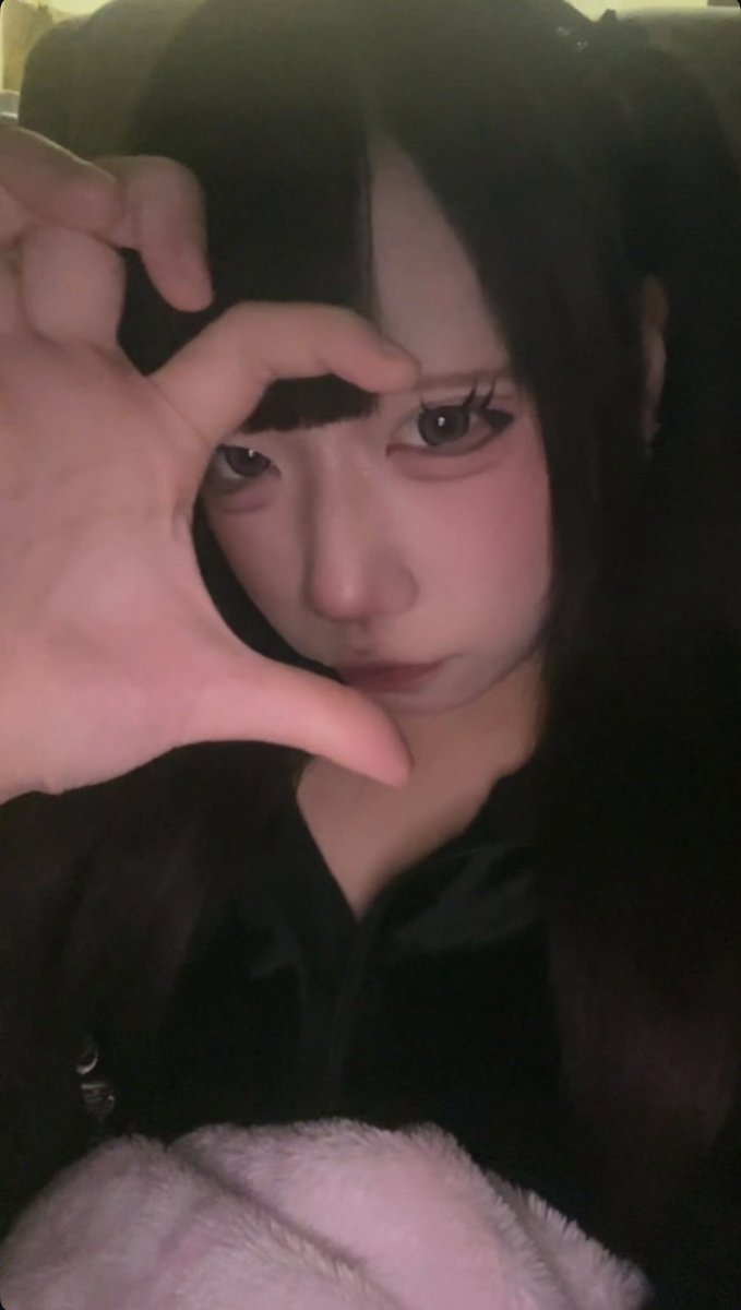 wmmbxb's tweet photo. #自撮り界隈 https://t.co/pYQFW9LqHO