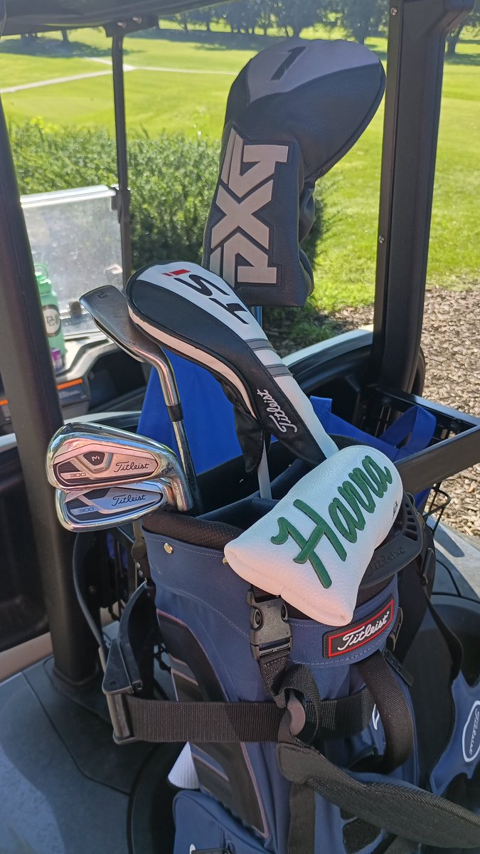JohnnyForeRight's tweet photo. Current vibe! #7clubChallenge #SevenClubChallenge at Winding River GC. Driver,2i, 4h, 7i, 9i, 48, putter @pxg @Titleist @BombTechGolf @HannaGolfCo @35x70GolfCo #SundayPink
Yeah its humidπ https://t.co/ZJH5S0iDrn