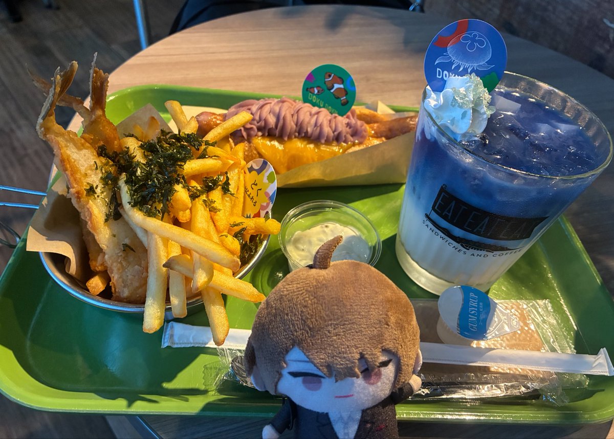 rate_pista's tweet photo. 夜ニフレル行ってきたよ
イソギンチャクやらミノカサゴやらクラゲやらが見れた〜
サソリは遠目でチラ見|´-`) ライト当てられて光ってた… https://t.co/YL70GIpgj6