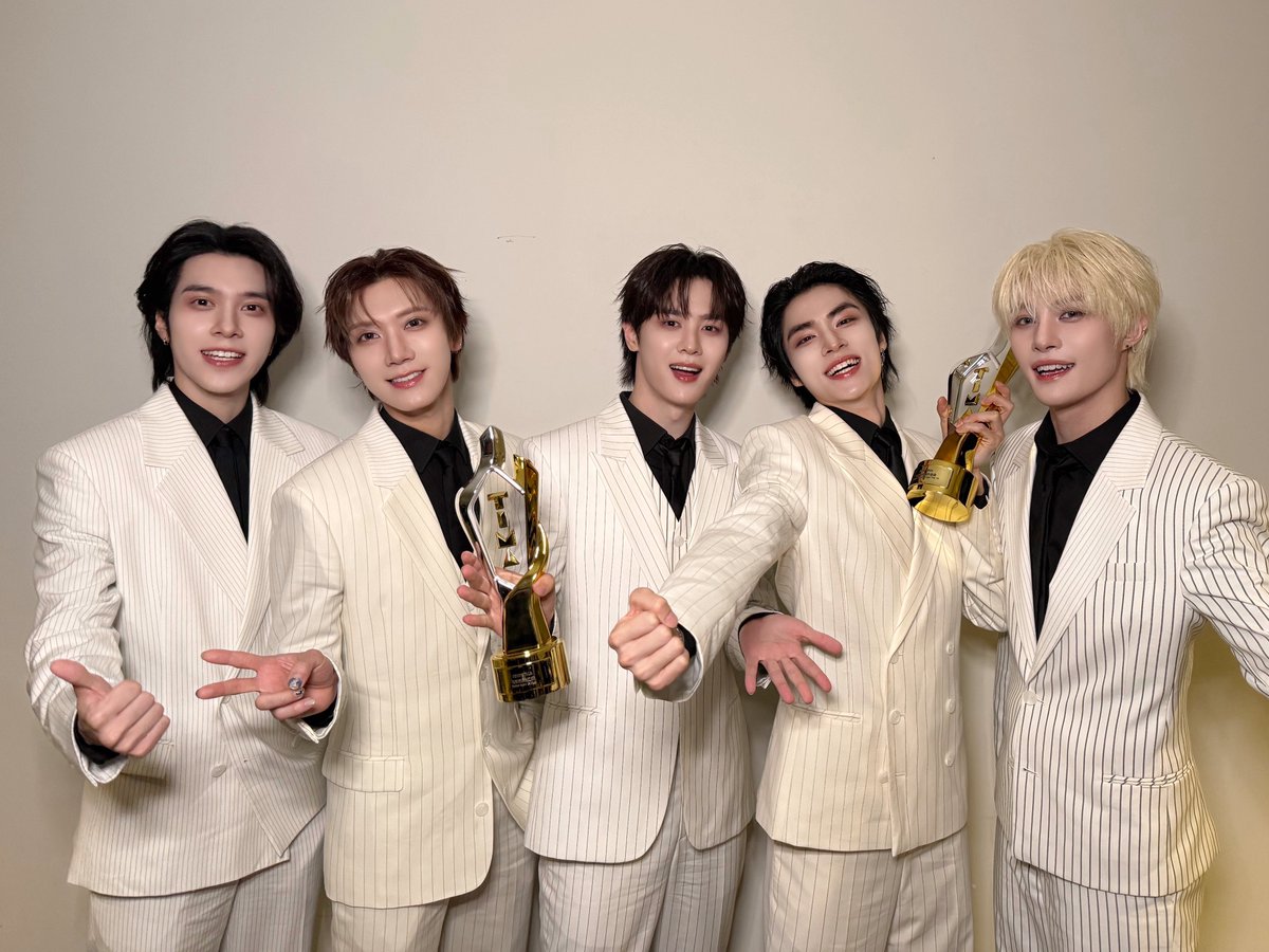 closeyesmile10's tweet photo. 260823
WayV at 2026 TMElive International Music Awards
https://t.co/kFHBTR2MWk
https://t.co/QeVjk8bB2z
https://t.co/YsHLxiA1YL
#WayV #TENLEE
#AsianIconGroup
#TIMA2026 https://t.co/4P5l06Mr1L