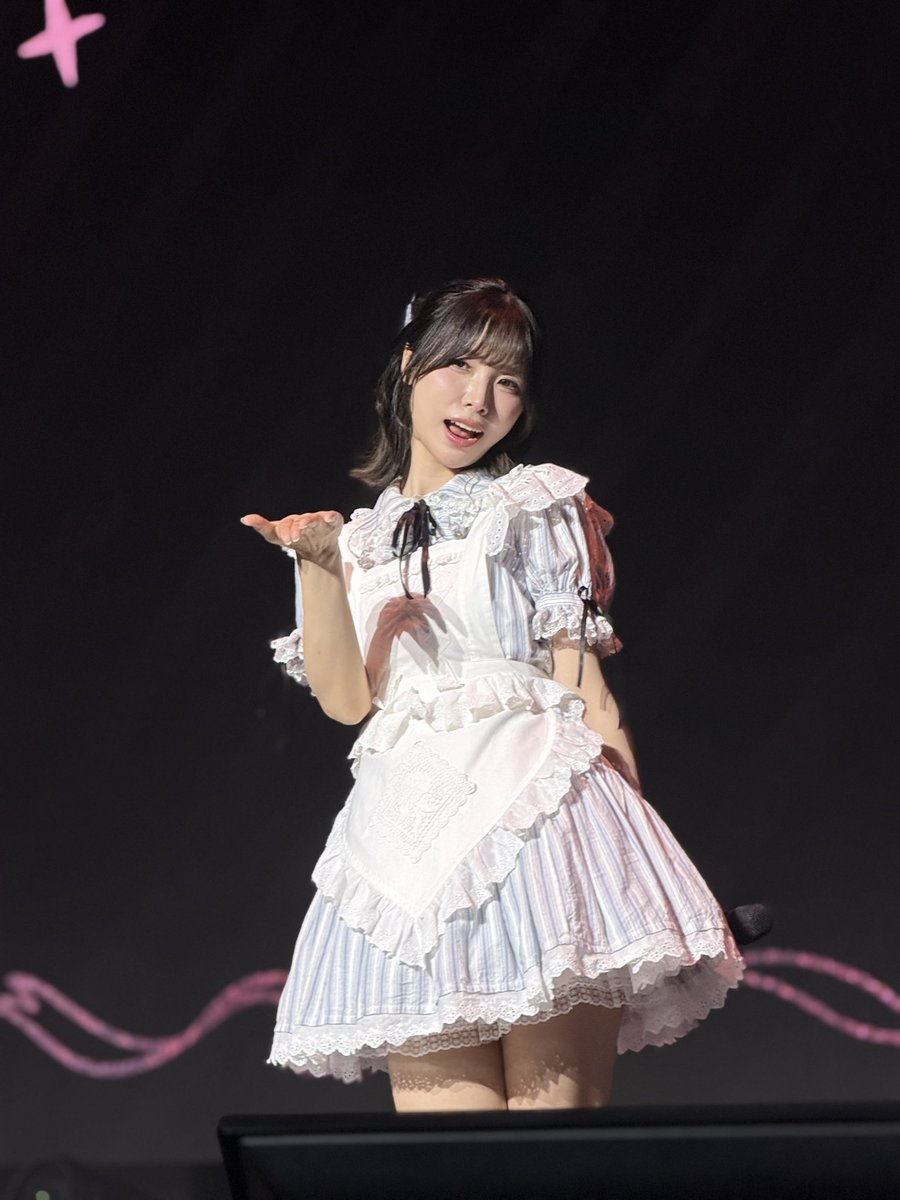 MebiusYC's tweet photo. 成都fmt 夜场
四张够谁发

成都ファンミ　夜の部
Xで乗せられる写真が4枚だけってさすがに足りなさすぎる

#Liyuu #鲤鲤鲤好 https://t.co/04JJtK1ASS