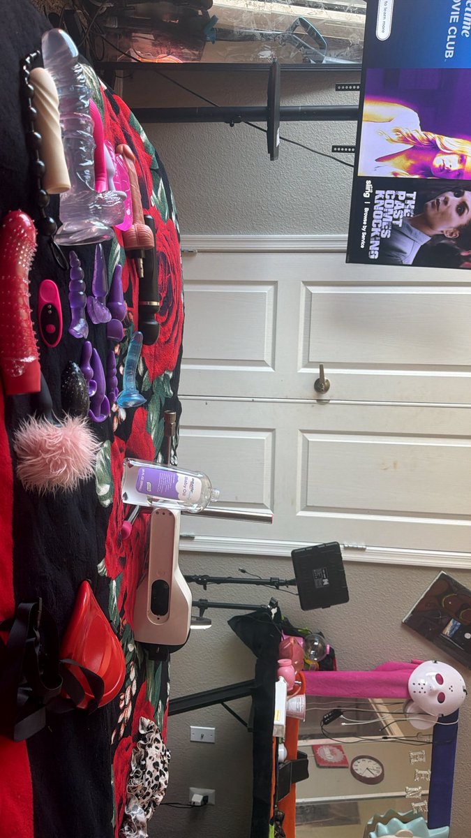 kitty_care2's tweet photo. Setup all ready 🤭🍆
Come watch me📲So we cum together 😜💦 
Pick any of your choice you want me to play with #mkeft
#mke #freaksmke #milwaukeemke https://t.co/6i8beMl8Ht
