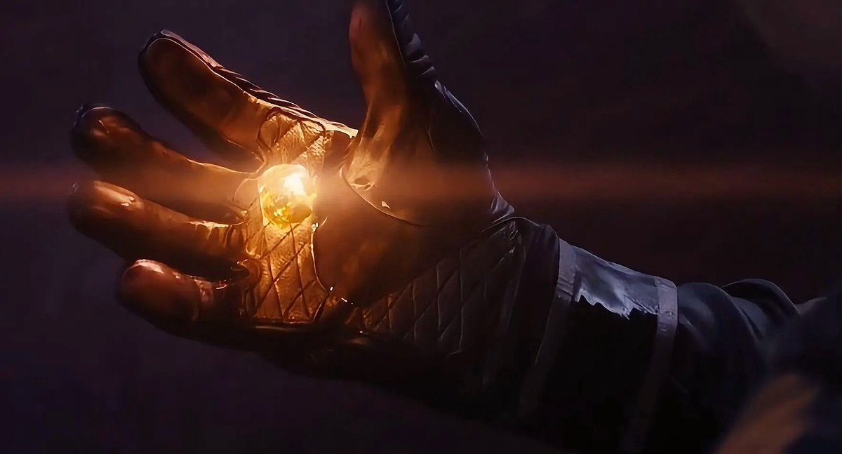 CHOVEsz's tweet photo. Does the person sacrificed for the Soul Stone actually have to be physically present on Vormir, or can you simply make the emotional sacrifice and collect the stone later? https://t.co/6WS5f5LFhb