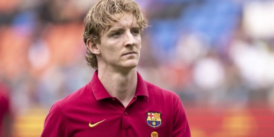 ElRonceroDelFCB's tweet photo. 🚨 GORDON, tras su primera asistencia: “Yo lo tengo claro: si no marco, asisto. He visto a Raphy y no he dudado en asistir.”

“Las asistencias que no me gustan son las del Aeropuerto de BCN. Ja n’hi ha prou (con un perfecto catalán). El nostre espai natural no és un NEGOCI” 🔥 https://t.co/BrfPDpRFCy