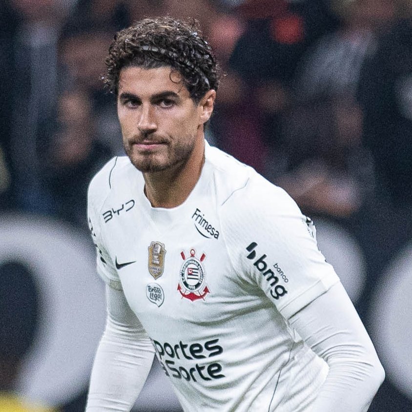 1cesgusto's tweet photo. Torcedor do Vasco, eu vejo que vcs estão reclamando da ausência de um camisa 9 de verdade. 

O Corinthians tem um atacante que atenderia bem as necessidades do Gigante da Colina: Pedro Raul é o nome ideal. https://t.co/6Bf3EF6Uy1