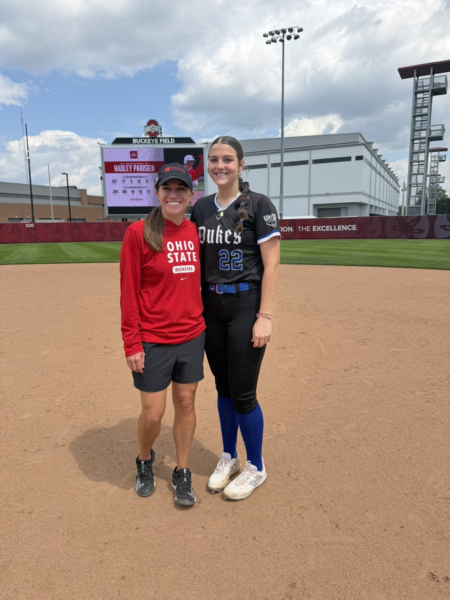 AddisonBrode's tweet photo. Had an incredible experience at Ohio State's Elite two-day prospect camp! While still recovering from turf toe and taking things slow, I learned many drills and got great feedback all around. Thank you to everyone who helped out at this camp! 
@Coach2K_OSU @Brynne_Dordel @KarliSpaid @Strimp25 @OhioStateSB @LDukesAntuono