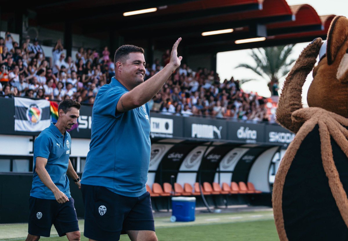 VCF_Femenino's tweet photo. 🦇 𝐕𝐀𝐋𝐄𝐍𝐂𝐈𝐀 𝐂𝐅 𝐅𝐄𝐌𝐄𝐍𝐈𝐍𝐎 
🏟️ 𝔼𝕊𝕋𝔸𝔻𝕀 𝔸ℕ𝕋𝕆ℕ𝕀𝕆 ℙ𝕌ℂℍ𝔸𝔻𝔼𝕊 
🔥 𝙏𝙀𝙍𝙍𝘼 𝘿𝙀 𝙑𝘼𝙇𝙀𝙉𝙏𝙄́𝘼

📸 Galería completa ⤵️
https://t.co/enpoFVOWGl

#IVTrofeuTM | #ADNVCF https://t.co/U8K7OtsmDP