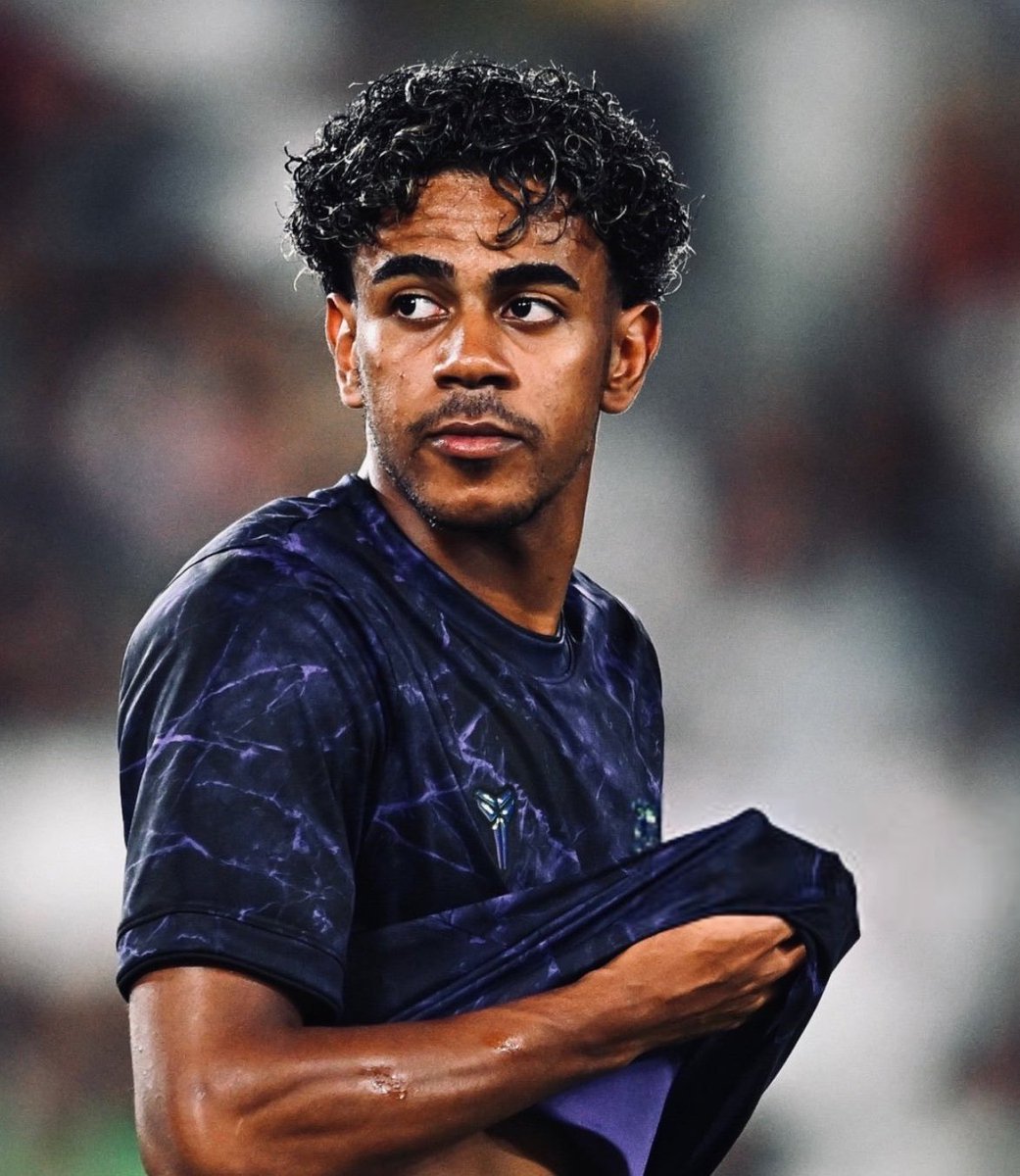 TheHateCentral2's tweet photo. Lemon Yamal vs Elche:

65 Minutes (Sub 2 Assists in 5 mins.)
0 Goals/Assists
0 Shots on Goal
2 Offsides
1 Dribble

STILL ENJOYING HOLIDAY 🤞🤞🤞 https://t.co/2KabA31t22