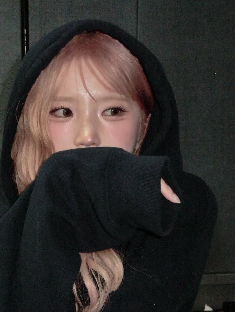 hayoungarchives's tweet photo. 260823 ❀ instagram https://t.co/AvSf3LQkaV