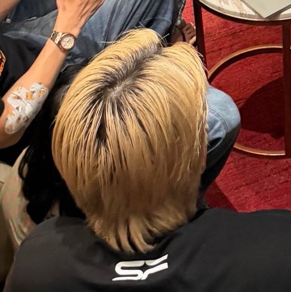 nongsiii's tweet photo. fourth’s hair is so long 😭😭😭

#Fourthnattawat #โฟร์ทณัฐวรรธน์ https://t.co/d6nyq5wXBb