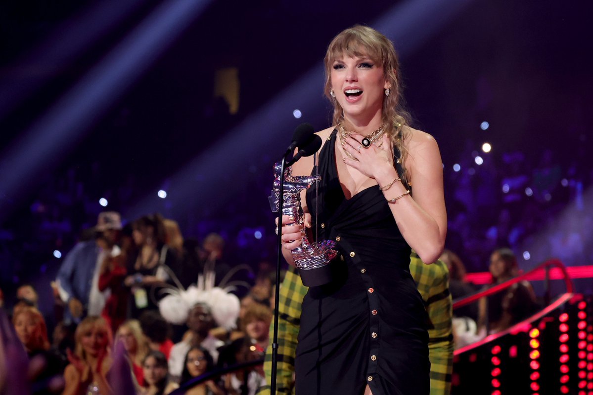 TimesSwift tweet picture