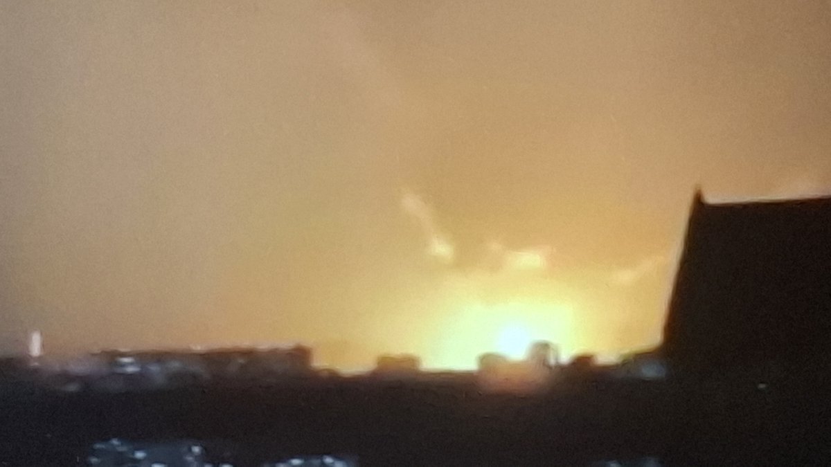 gints_kalnins's tweet photo. Man ir aizdomas, ka ukraiņu sekmīgos triecienus pa krievijas infrastruktūru, krievu mediji pasniedz, kā savējo militāro veiksmes stāstu! https://t.co/qhs1PF1VGm