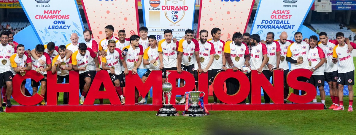 adhiraj087's tweet photo. 17th time for the oldest cup of our beloved soil along with Asia!

Joy East Bengal 
❤️💛

#EastBengal
#DurandCup 
#Champions 

@eastbengal_fc https://t.co/oLEamlJ3jq