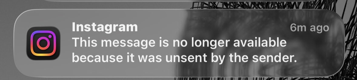 NotJustLerato's tweet photo. ohh Instagram😭😭such a snitchy girl!!!✋ https://t.co/iAj08ucrv1